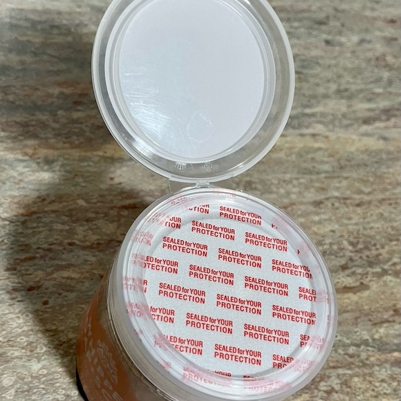 New Pacha Jasmine Gardenia whipped soap and scrub - Picture 3 of 12